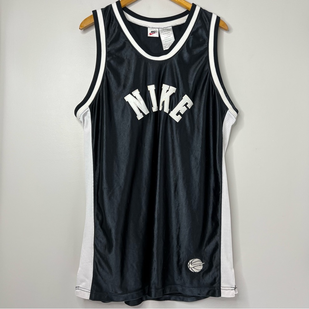 Nike Black and White Basketball Jersey